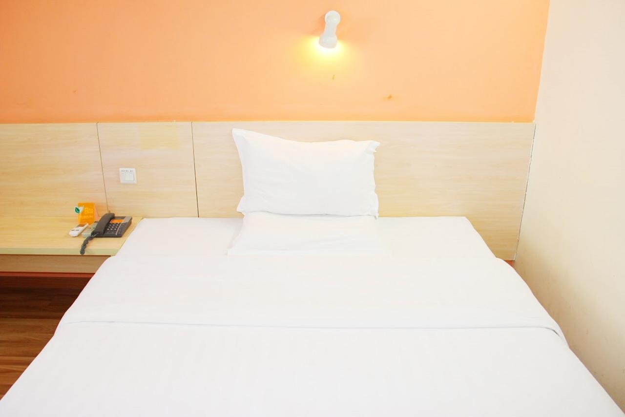 7Days Inn Lingshui Beidou Road Esterno foto